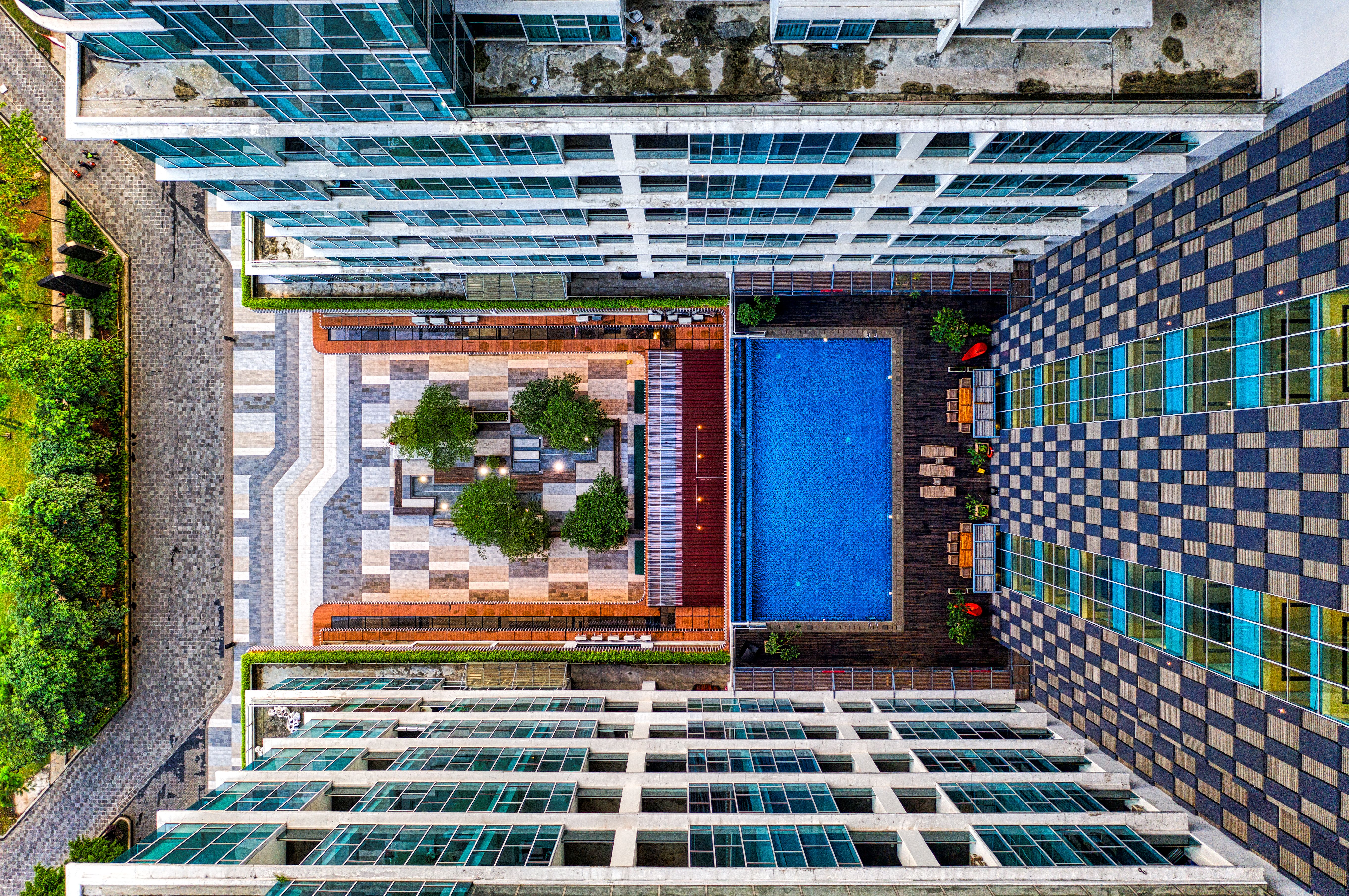 HOA community with swimming pool and shared amenities in the Austin area